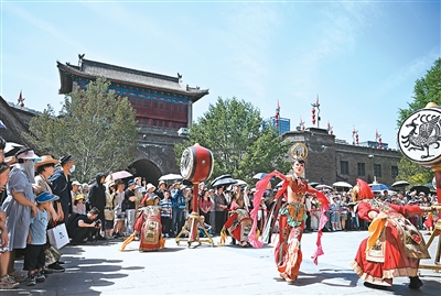 การแสดงโชว์เพื่อการท่องเที่ยวบูมทั่วประเทศจีน