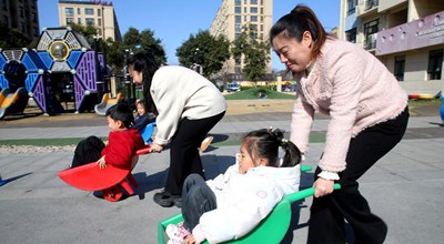 จีนออกแนวปฏิบัติเพื่อส่งเสริมการพัฒนาที่เป็นมิตรต่อเด็ก