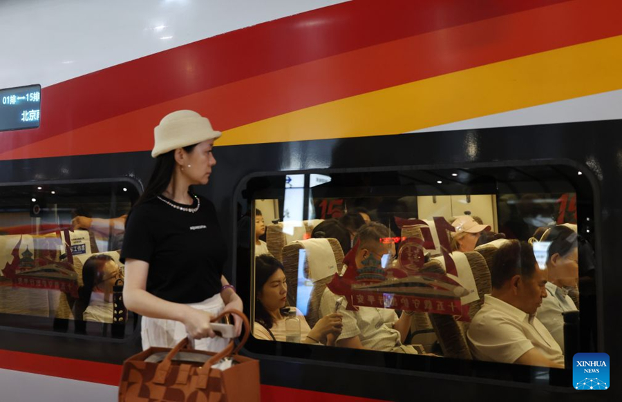 รถไฟความเร็วสูงปักกิ่ง-เซี่ยงไฮ้ : ฉลองครบรอบ 15 ปีแห่งการให้บริการ