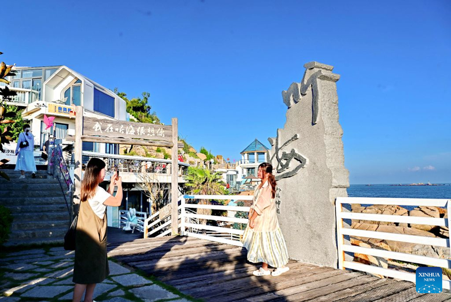 หมู่บ้านต้าจั่วในฝูเจี้ยนสืบสานประเพณีพื้นถิ่น ชูเสน่ห์ดึงดูดนักท่องเที่ยว