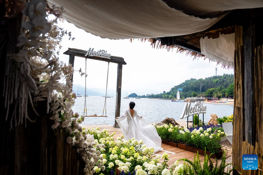 เมืองอวี้ซี มณฑลยูนนาน ชูเสน่ห์ธรรมชาติส่งเสริมการท่องเที่ยวท้องถิ่น